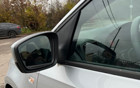 Volkswagen Polo VI (EU Market), 2013 год, 900 000 рублей, 32 фотография