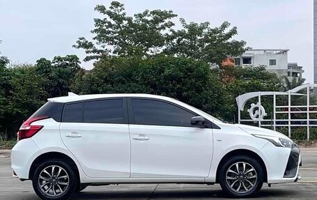 Toyota Yaris XP150 рестайлинг, 2022 год, 1 210 000 рублей, 7 фотография