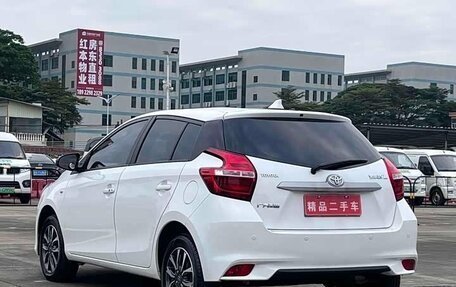 Toyota Yaris XP150 рестайлинг, 2022 год, 1 210 000 рублей, 6 фотография