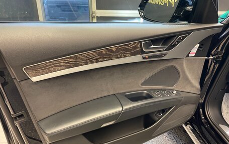 Audi A8, 2015 год, 2 350 000 рублей, 12 фотография