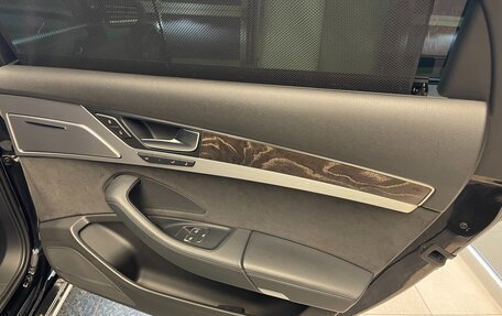 Audi A8, 2015 год, 2 350 000 рублей, 21 фотография