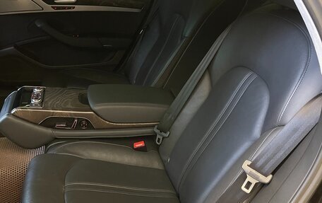 Audi A8, 2015 год, 2 350 000 рублей, 26 фотография