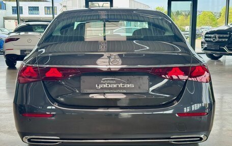 Mercedes-Benz E-Класс, 2023 год, 6 400 000 рублей, 5 фотография