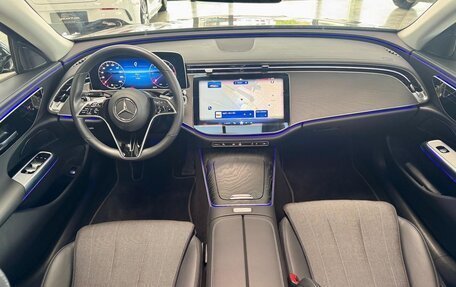 Mercedes-Benz E-Класс, 2023 год, 6 400 000 рублей, 12 фотография