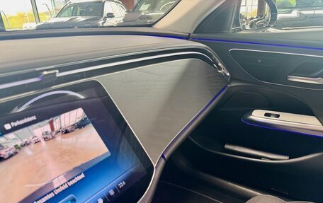 Mercedes-Benz E-Класс, 2023 год, 6 400 000 рублей, 17 фотография