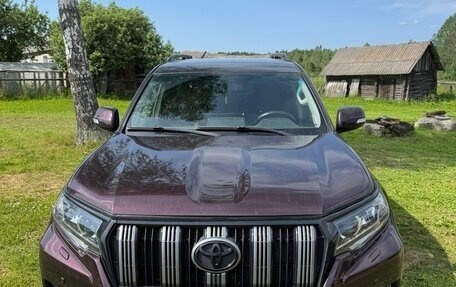 Toyota Land Cruiser Prado 150 рестайлинг 2, 2011 год, 2 650 000 рублей, 1 фотография