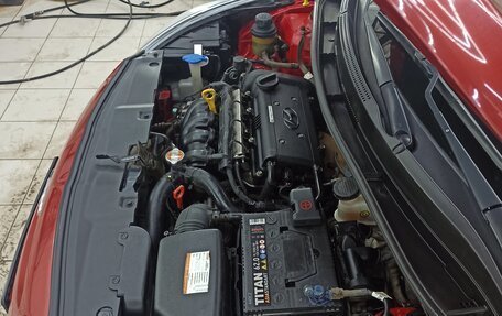 Hyundai Solaris II рестайлинг, 2012 год, 970 000 рублей, 34 фотография