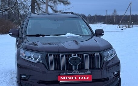 Toyota Land Cruiser Prado 150 рестайлинг 2, 2011 год, 2 650 000 рублей, 12 фотография