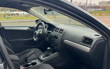 Volkswagen Jetta VI, 2012 год, 900 000 рублей, 8 фотография