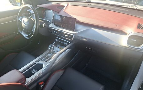 Geely Coolray I, 2020 год, 1 590 000 рублей, 4 фотография