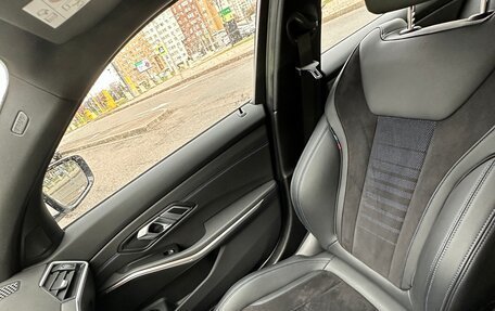 BMW 3 серия, 2019 год, 4 100 000 рублей, 15 фотография