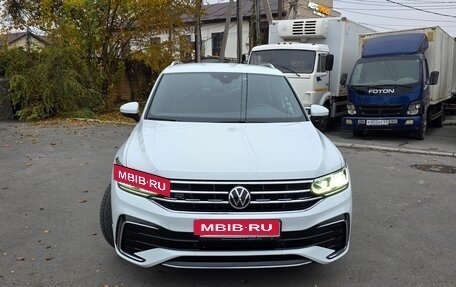 Volkswagen Tiguan II, 2021 год, 3 400 000 рублей, 3 фотография
