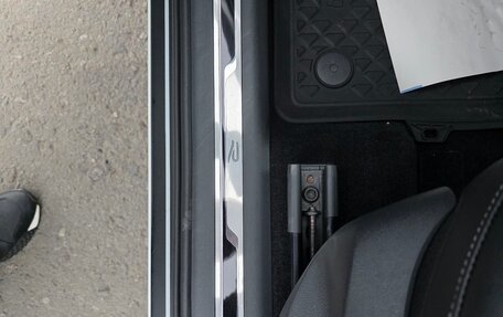 Volkswagen Tiguan II, 2021 год, 3 400 000 рублей, 20 фотография