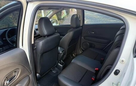 Honda Vezel, 2022 год, 1 515 000 рублей, 15 фотография