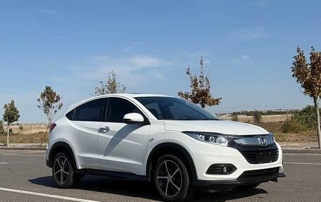 Honda Vezel, 2022 год, 1 520 000 рублей, 3 фотография