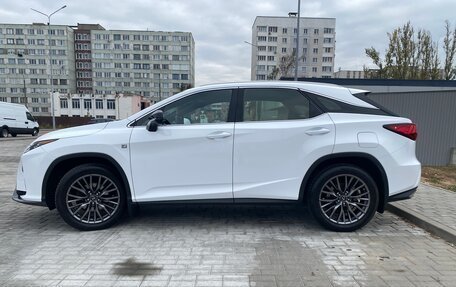 Lexus RX IV рестайлинг, 2017 год, 3 500 000 рублей, 7 фотография