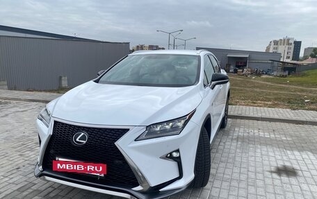 Lexus RX IV рестайлинг, 2017 год, 3 500 000 рублей, 9 фотография