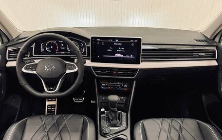 Volkswagen Tiguan II, 2023 год, 4 800 000 рублей, 5 фотография