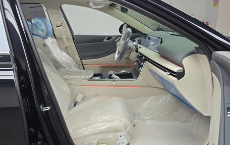 Genesis G80, 2025 год, 10 490 000 рублей, 2 фотография