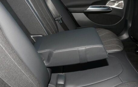 Mercedes-Benz E-Класс, 2025 год, 6 750 000 рублей, 13 фотография