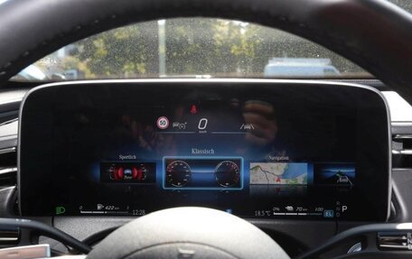 Mercedes-Benz E-Класс, 2025 год, 6 750 000 рублей, 12 фотография