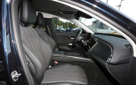 Mercedes-Benz E-Класс, 2025 год, 6 750 000 рублей, 9 фотография