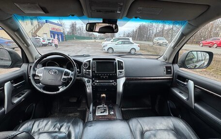 Toyota Land Cruiser 200, 2012 год, 3 800 000 рублей, 9 фотография