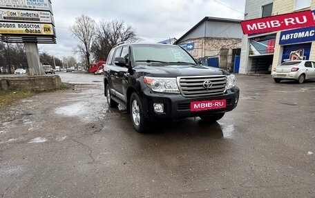 Toyota Land Cruiser 200, 2012 год, 3 800 000 рублей, 2 фотография