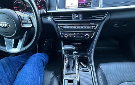 KIA Optima IV, 2018 год, 1 950 000 рублей, 15 фотография