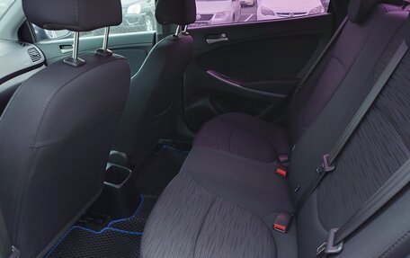 Hyundai Solaris II рестайлинг, 2016 год, 1 071 000 рублей, 12 фотография