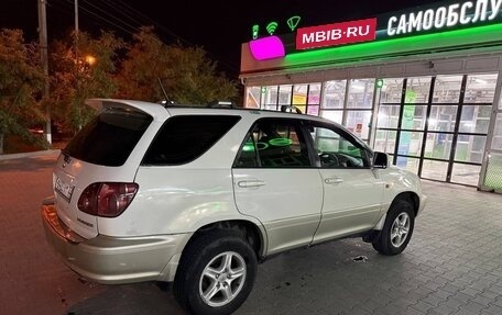 Toyota Harrier, 1999 год, 630 000 рублей, 1 фотография