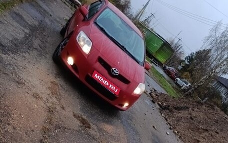 Toyota Auris II, 2008 год, 600 000 рублей, 1 фотография