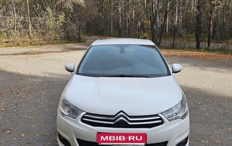 Citroen C4 II рестайлинг, 2011 год, 690 000 рублей, 3 фотография