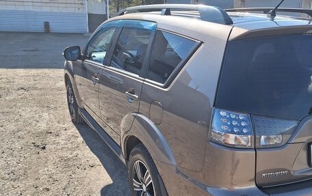 Mitsubishi Outlander III рестайлинг 3, 2011 год, 1 200 000 рублей, 4 фотография