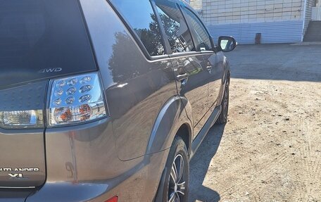 Mitsubishi Outlander III рестайлинг 3, 2011 год, 1 200 000 рублей, 2 фотография