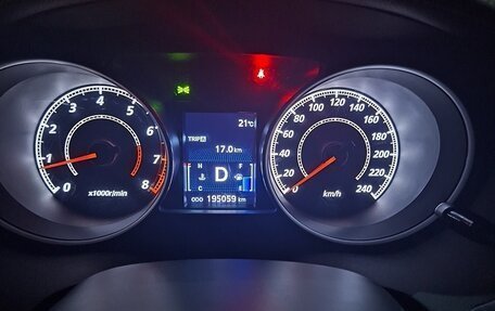 Mitsubishi Outlander III рестайлинг 3, 2011 год, 1 200 000 рублей, 6 фотография