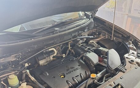 Mitsubishi Outlander III рестайлинг 3, 2011 год, 1 200 000 рублей, 8 фотография