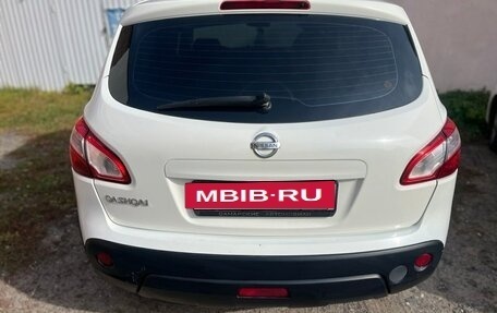 Nissan Qashqai, 2011 год, 990 000 рублей, 2 фотография