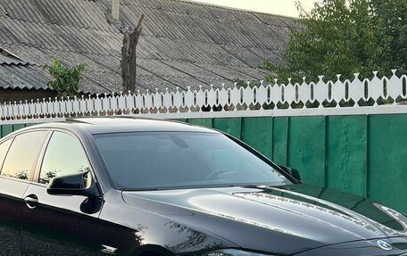 BMW 5 серия, 2011 год, 1 950 000 рублей, 2 фотография