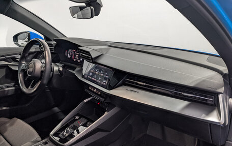 Audi A3, 2021 год, 2 705 000 рублей, 12 фотография