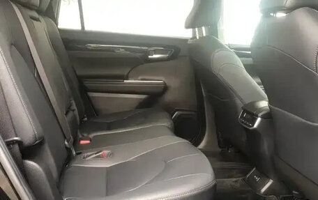 Toyota Highlander, 2022 год, 4 340 000 рублей, 16 фотография