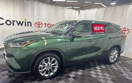 Toyota Highlander, 2022 год, 6 100 000 рублей, 2 фотография