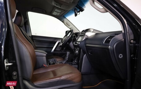 Toyota Land Cruiser Prado 150 рестайлинг 2, 2016 год, 3 299 000 рублей, 24 фотография