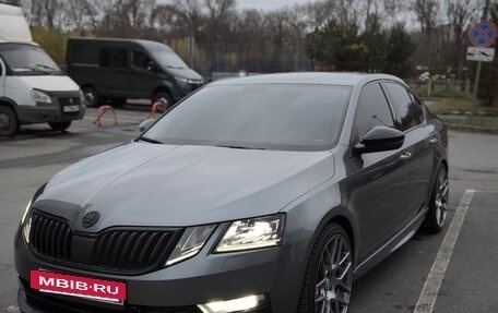 Skoda Octavia, 2017 год, 1 900 000 рублей, 9 фотография