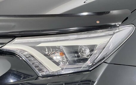 Toyota RAV4, 2018 год, 2 460 000 рублей, 9 фотография