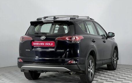 Toyota RAV4, 2018 год, 2 460 000 рублей, 5 фотография