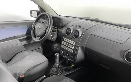 Ford Fusion I, 2005 год, 299 000 рублей, 17 фотография