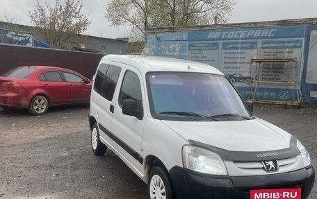 Peugeot Partner II рестайлинг 2, 2005 год, 330 000 рублей, 2 фотография
