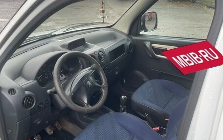 Peugeot Partner II рестайлинг 2, 2005 год, 330 000 рублей, 9 фотография