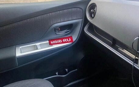 Toyota Vitz, 2016 год, 1 250 000 рублей, 8 фотография